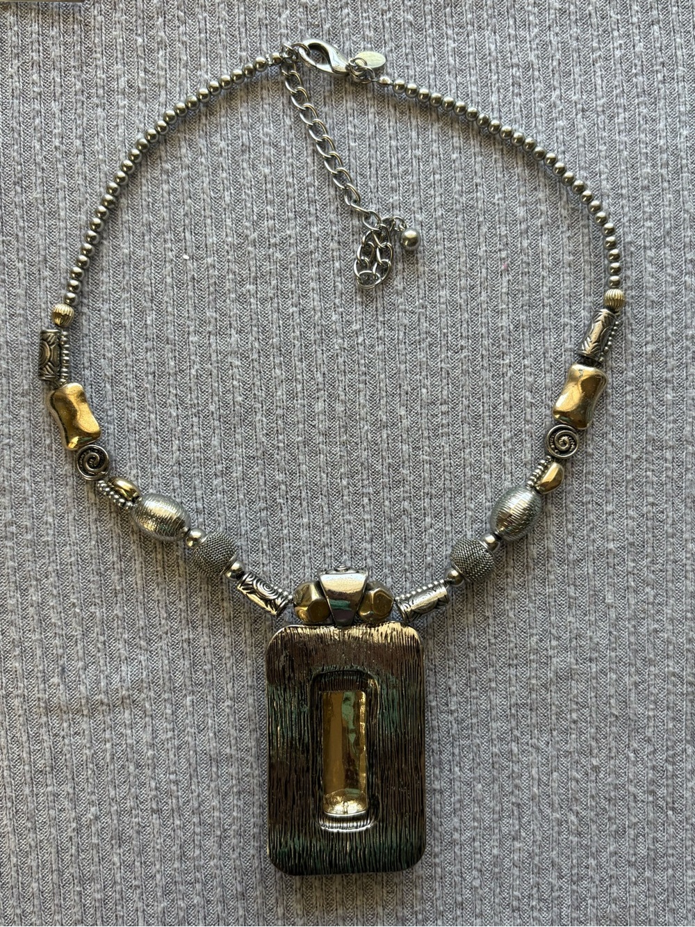 Vintage Chico’s signed gold tone & silver tone beaded adjustable necklace - Picture 7 of 7